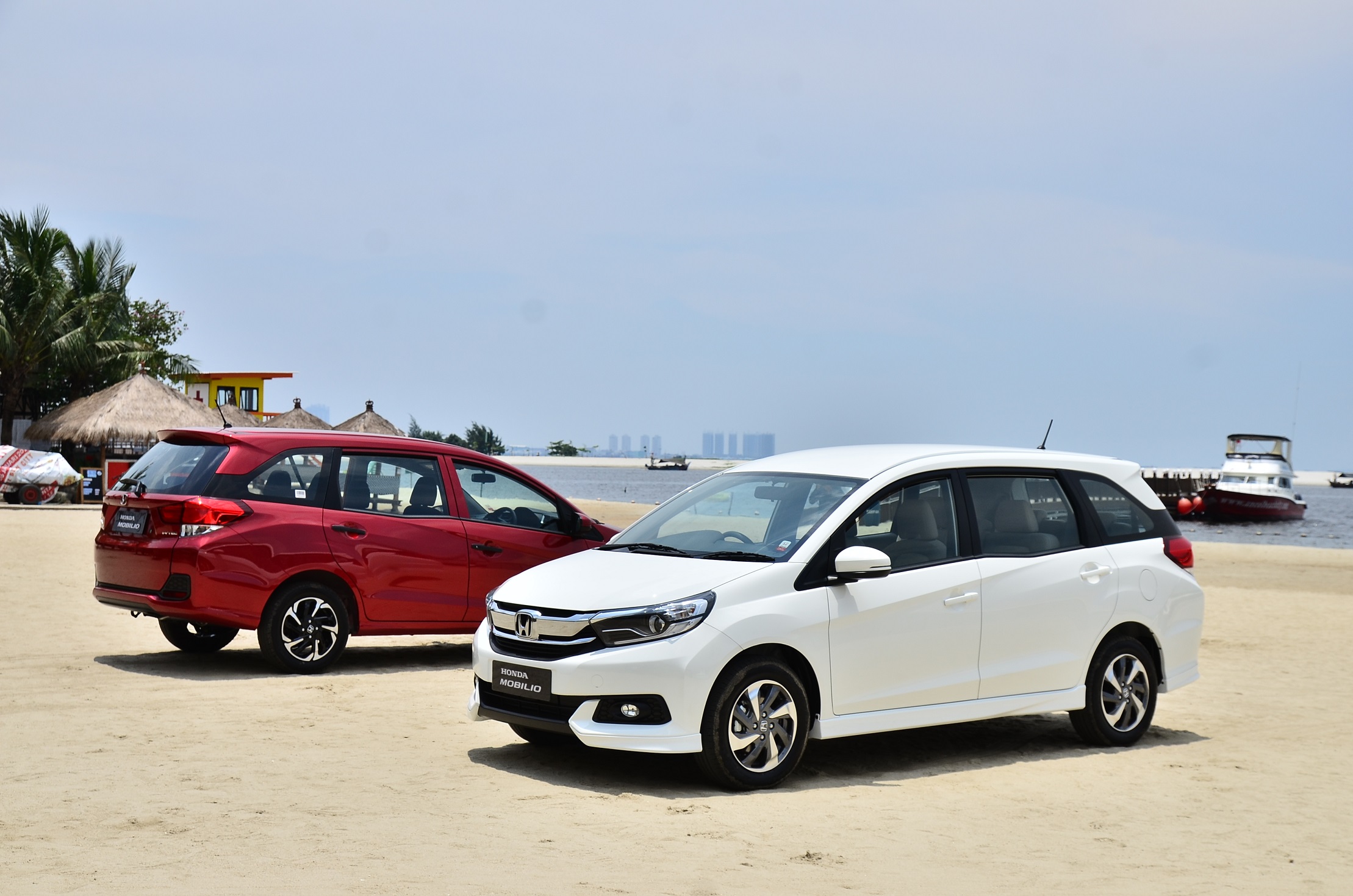 Honda Mobilio menyumbang penjualan sebesar 20% untuk Honda setelah membukukan penjualan 2.271 unit di April. 