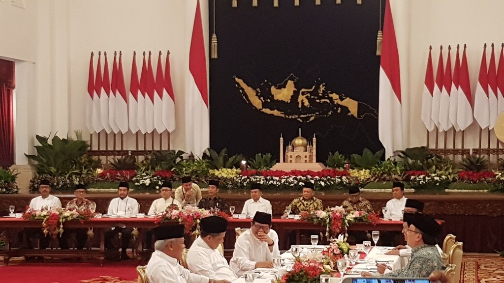 Presiden Joko Widodo berbuka puasa bersama dengan pimpinan lembaga tinggi negara