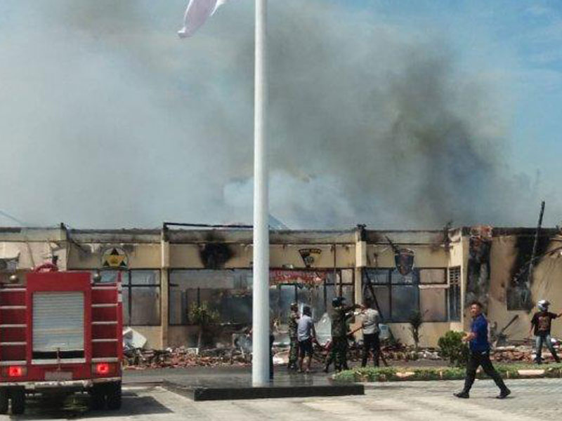 Kantor Polres Lampung Selatan ludes dilalap si jago merah, Kamis (2/5/2019) sekitar pukul 11.00 WIB.