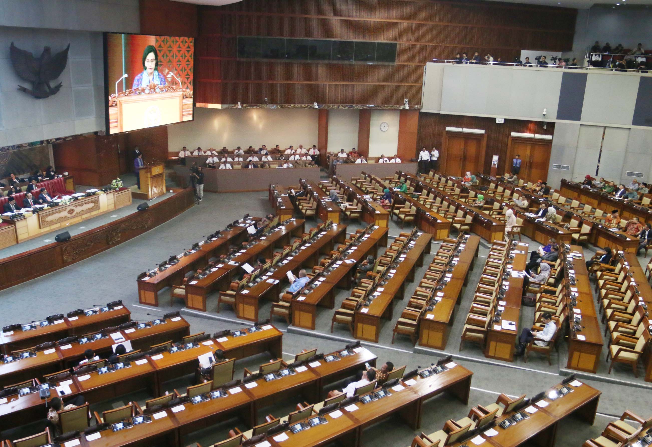 Suasana rapat paripurna di gedung DPR RI.