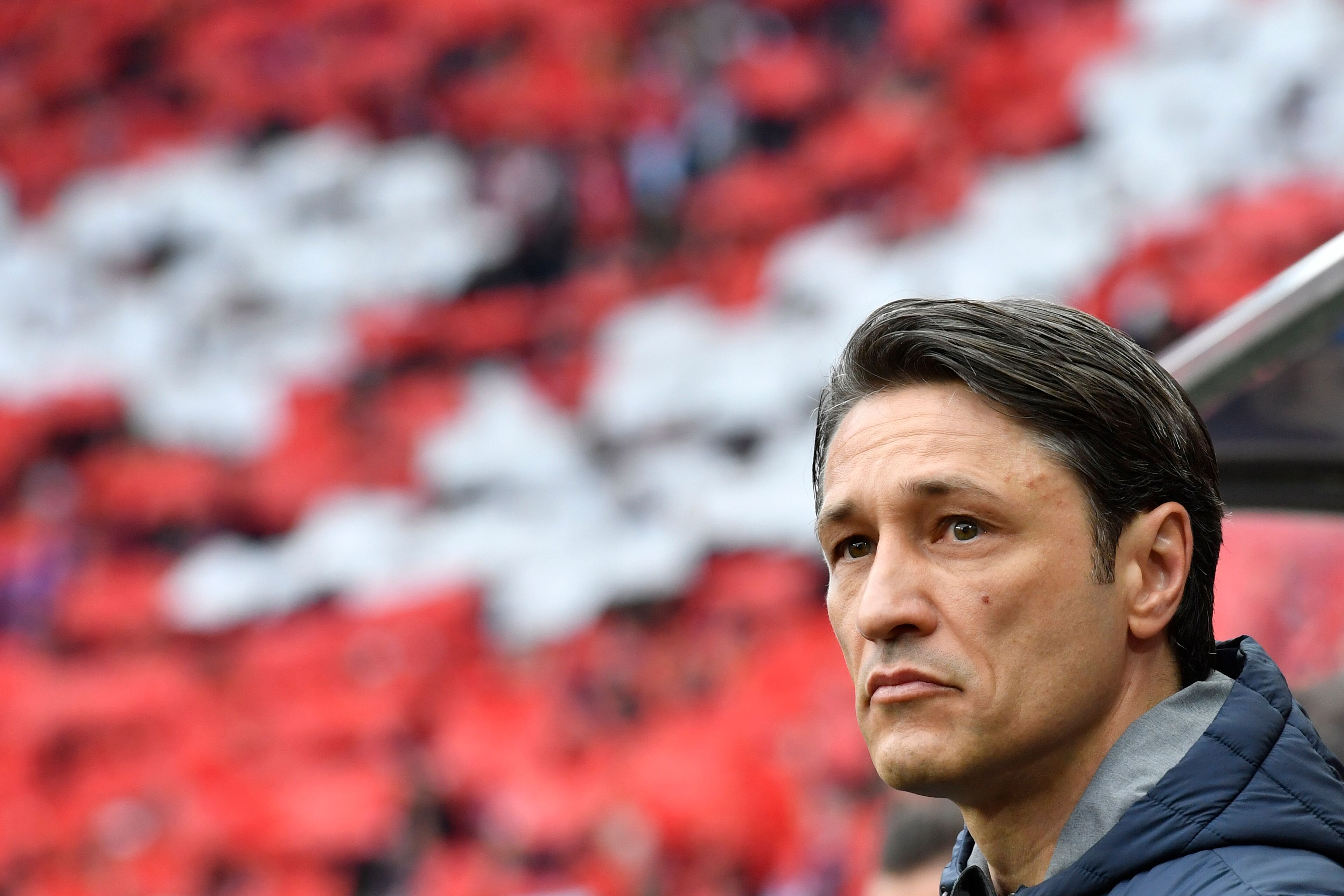 Niko Kovac menyaksikan pertandingan sepakbola Bundesliga divisi satu Jerman, RB Leipzig vs FC Bayern Munich di Leipzig, Jerman timur  