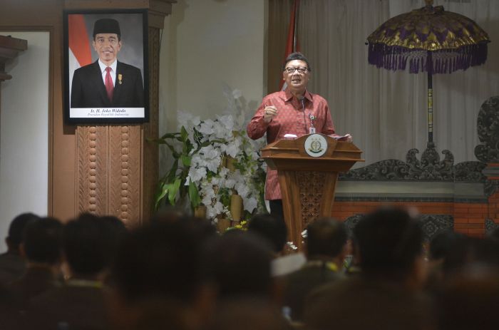 Meneteri Dalam Negeri, Tjahjo Kumolo