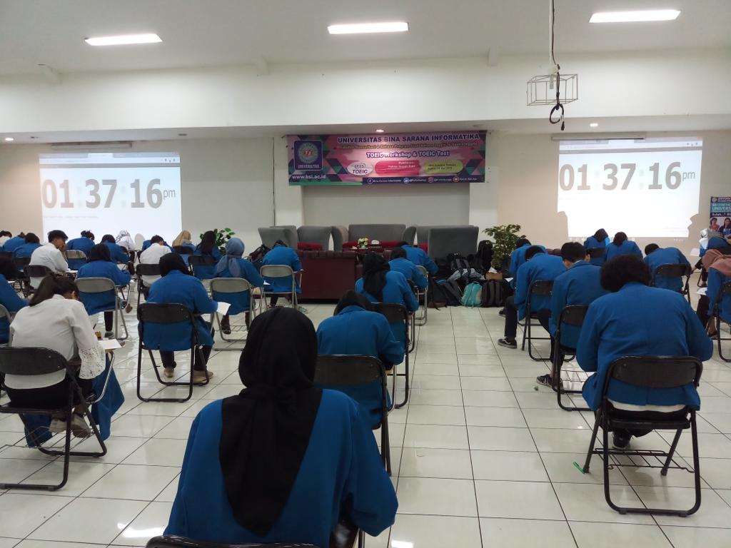 UBSI bekerja sama dengan ITC menggelar Test of English for International Communication (TOEIC) untuk mahasiswa UBSI.
