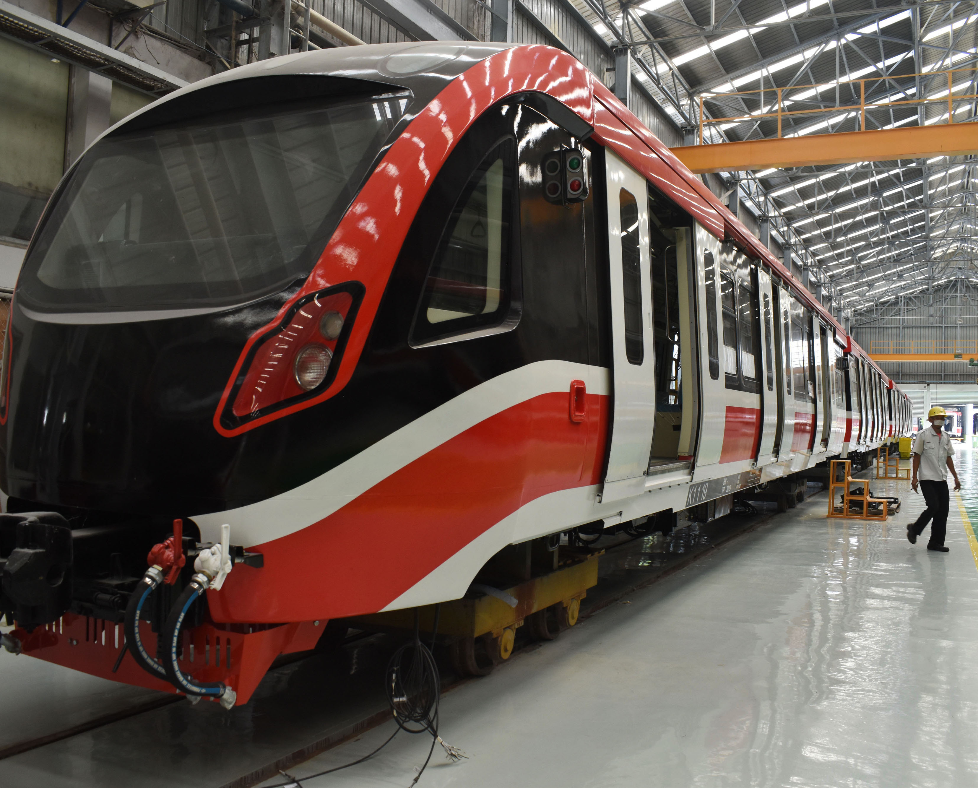 LRT yang akan digunakan untuk melayani transportasi wilayah Jakarta-Bogor-Depok-Tangerang-Bekasi (Jabodetabek) 