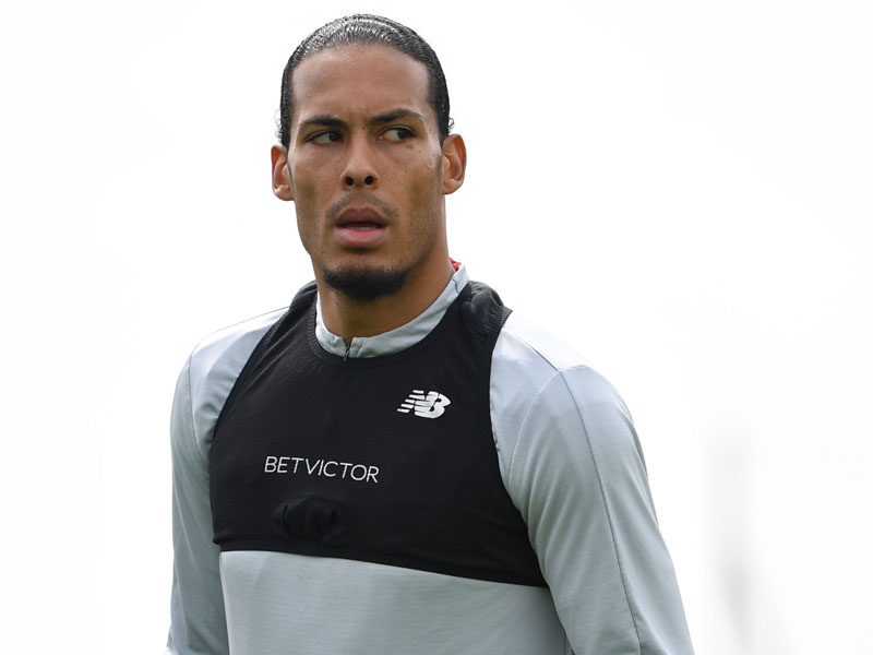 Bek Liverpool Virgil van Dijk