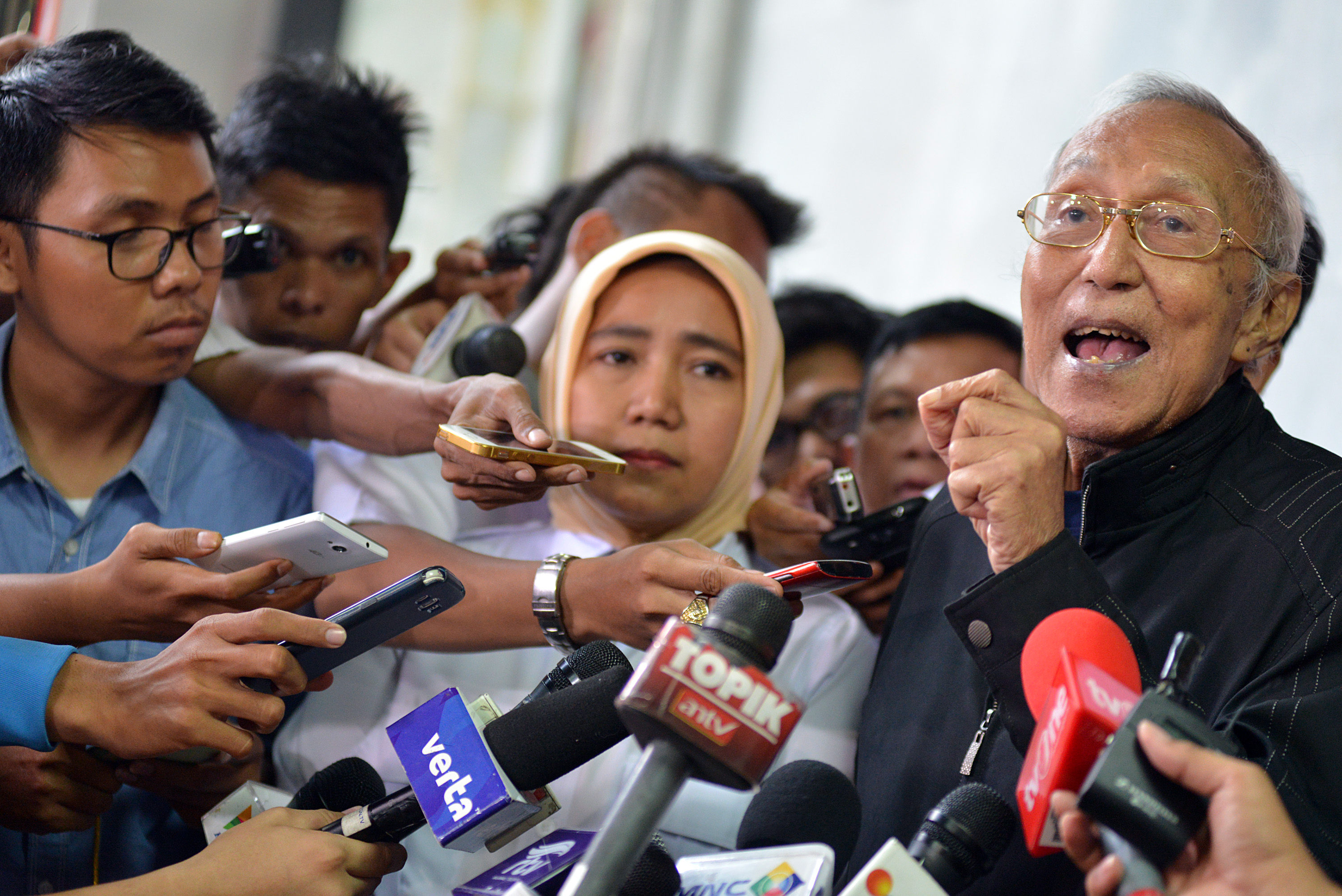 Lagi politisi Partai Gerindra, Permadi dilaporkan ke polisi atas dugaan ujaran kebencian.