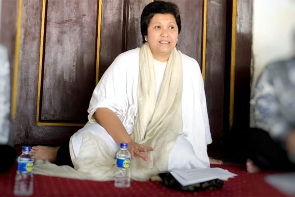 Caleg DPR RI Partai NasDem nomor 1 Dapil 2 Jateng Rerie L Moerdijat 