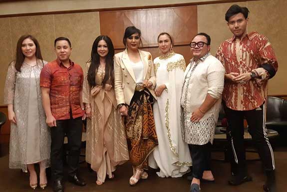 Maya Miranda Ambarsar gelar kegiatan iftar Ramadan didukung oleh merek jam tangan asal Swiss Delacour dengan tema 