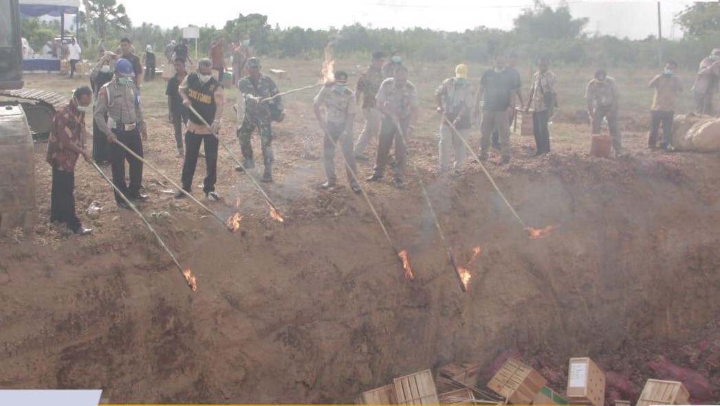 Pemusnahan barang bukti oleh Kanwil Bea Cukai Aceh