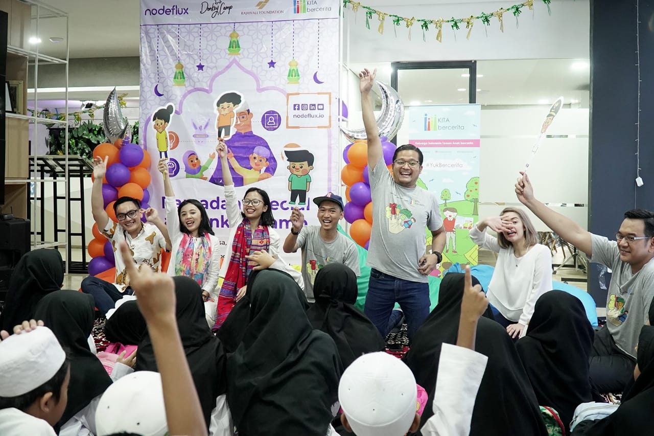 Kebiasaan bercerita di depan anak sekitar 10 menit mampu memengaruhi anak untuk menjadi percaya diri dan penyembuh trauma