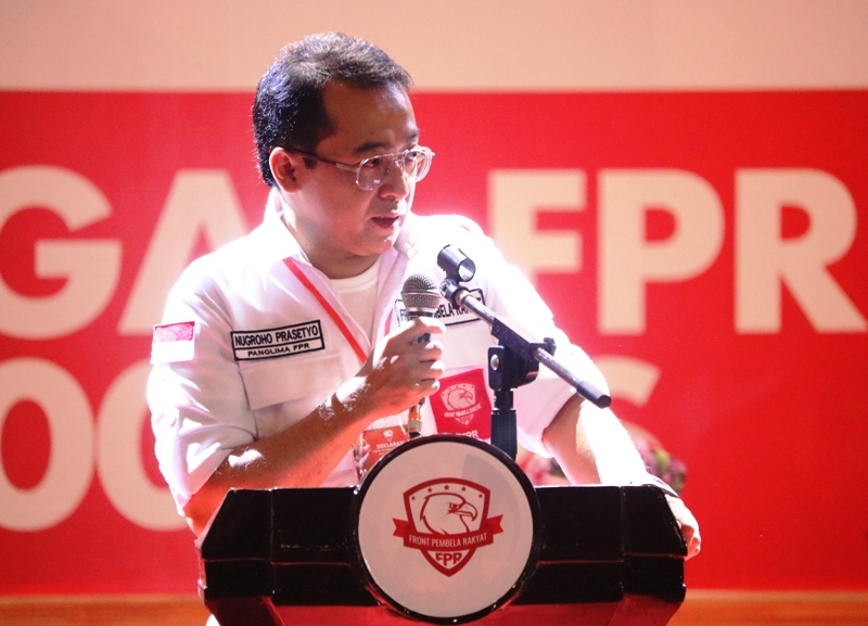 Panglima tertinggi Front Pembela Rakyat (FPR), Nugroho Prasetyo siapkan 1 juta orang untuk aksi bela demokrasi. 