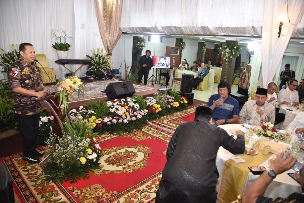 Ketua DPR RI Bambang Soesatyo di depan pengusaha serta klub motor dan mobil