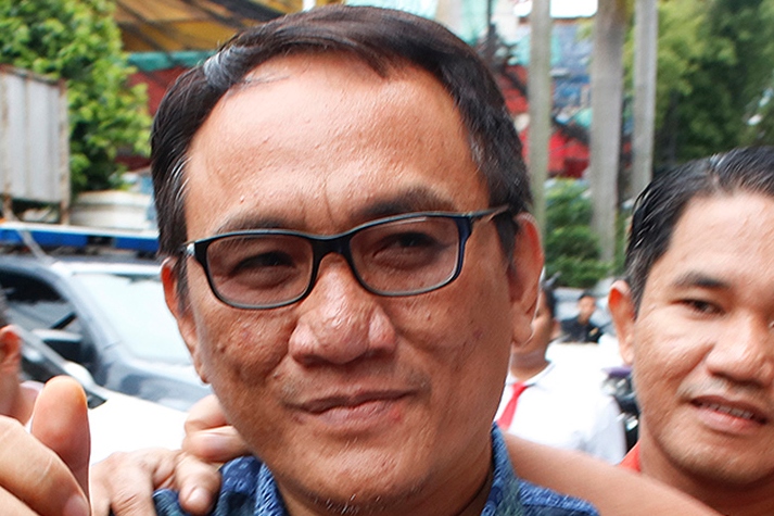 Andi Arief: Anies Baswedan Jangan Bertahan Main Aman
