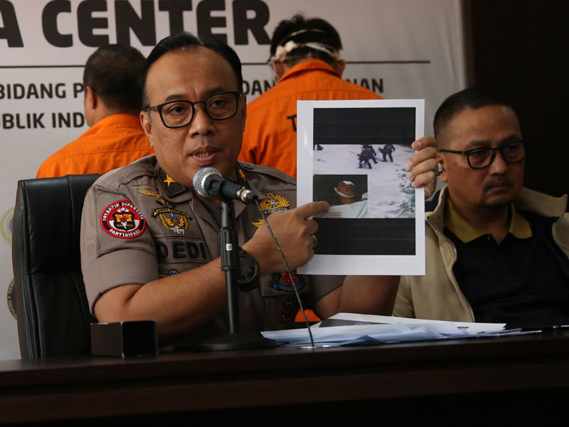 Polri memberikan klarifikasi terkait beberapa berita bohong yang sempat beredar di media sosial saat terjadinya kericuhan pada Aksi 22 Mei. 