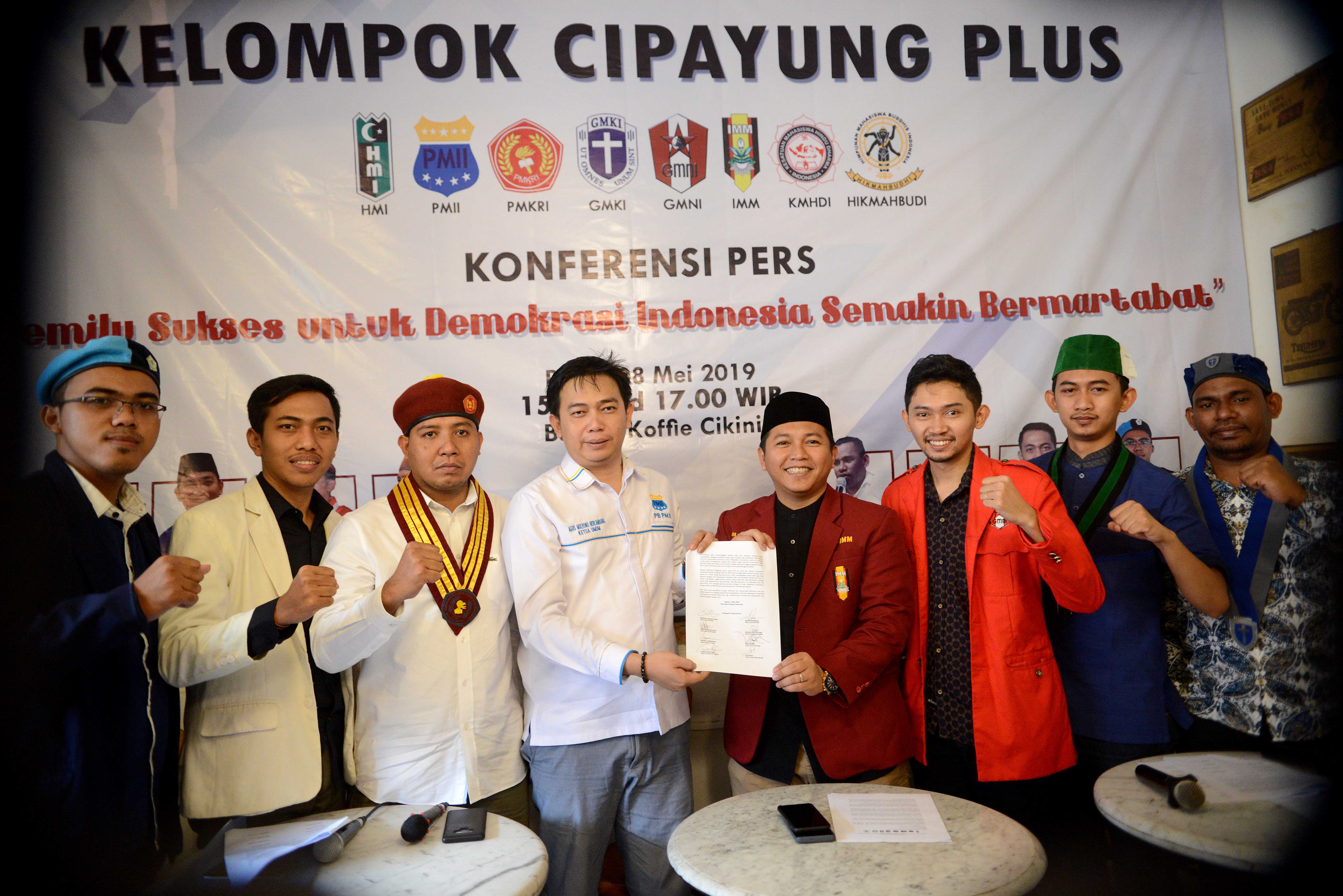 Kelompok Cipayung Plus mengumumkna surat terbuka kepada para Capres, Rabu (8/5)