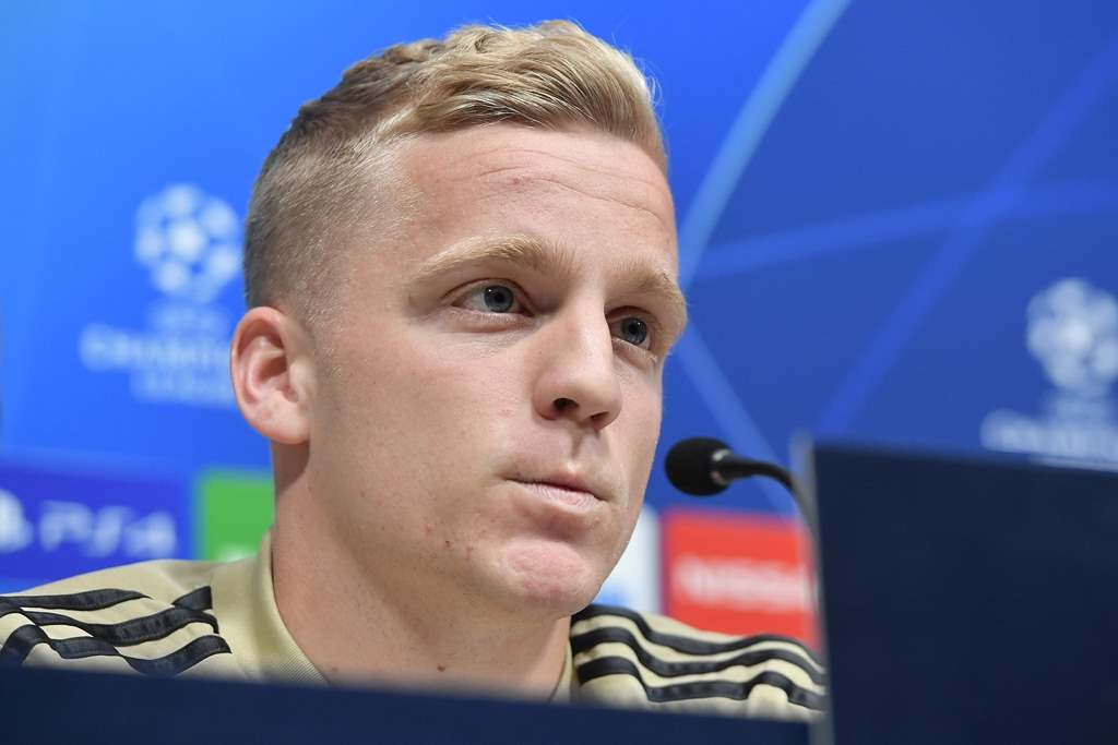 Gelandang Ajax Amsterdam, Donny van de Beek