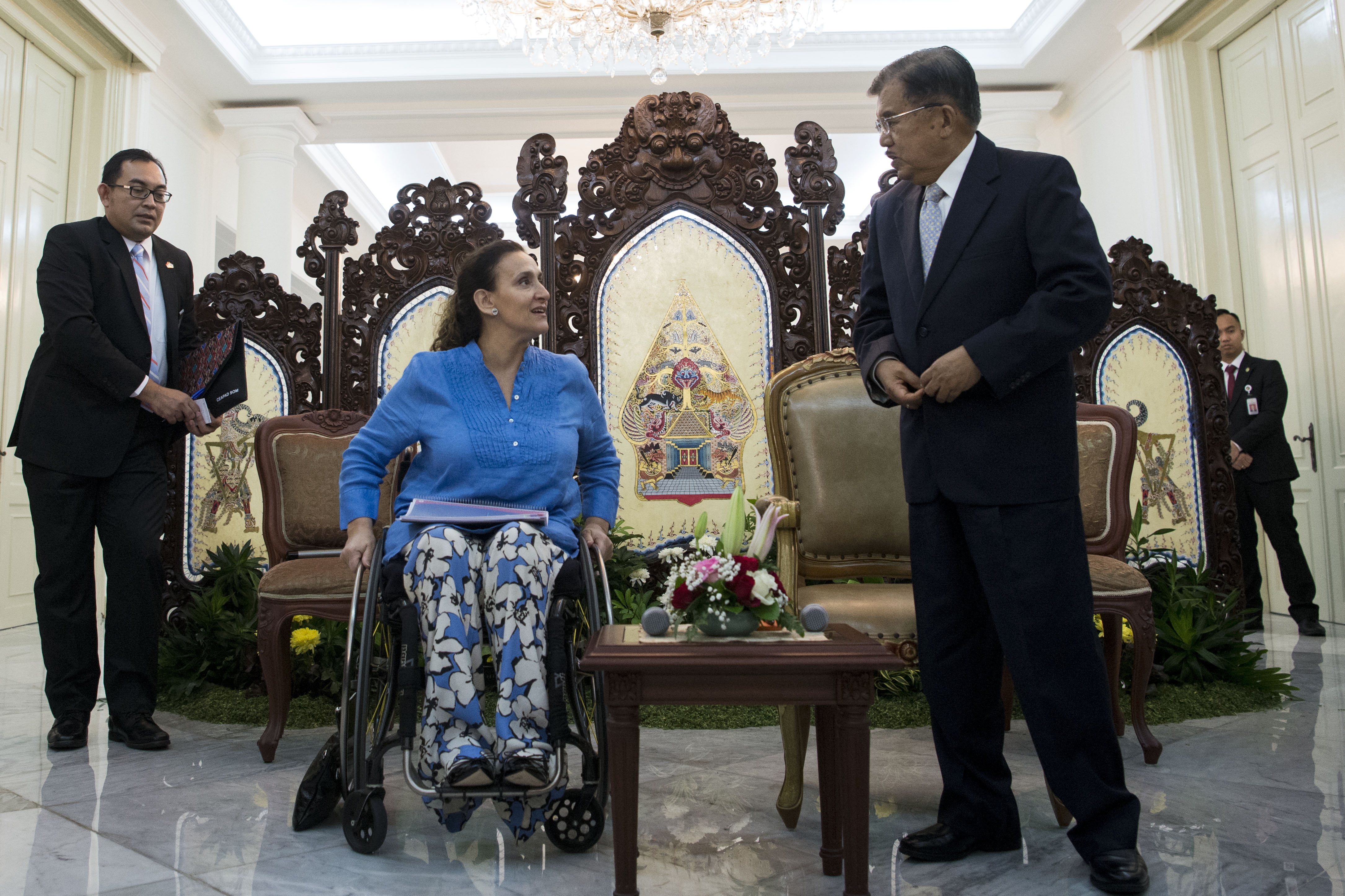 Wapres RI Jusuf Kalla menerima Wakil Presiden Argentina Gabriela Michetti di Jakarta, Selasa (7/5). 