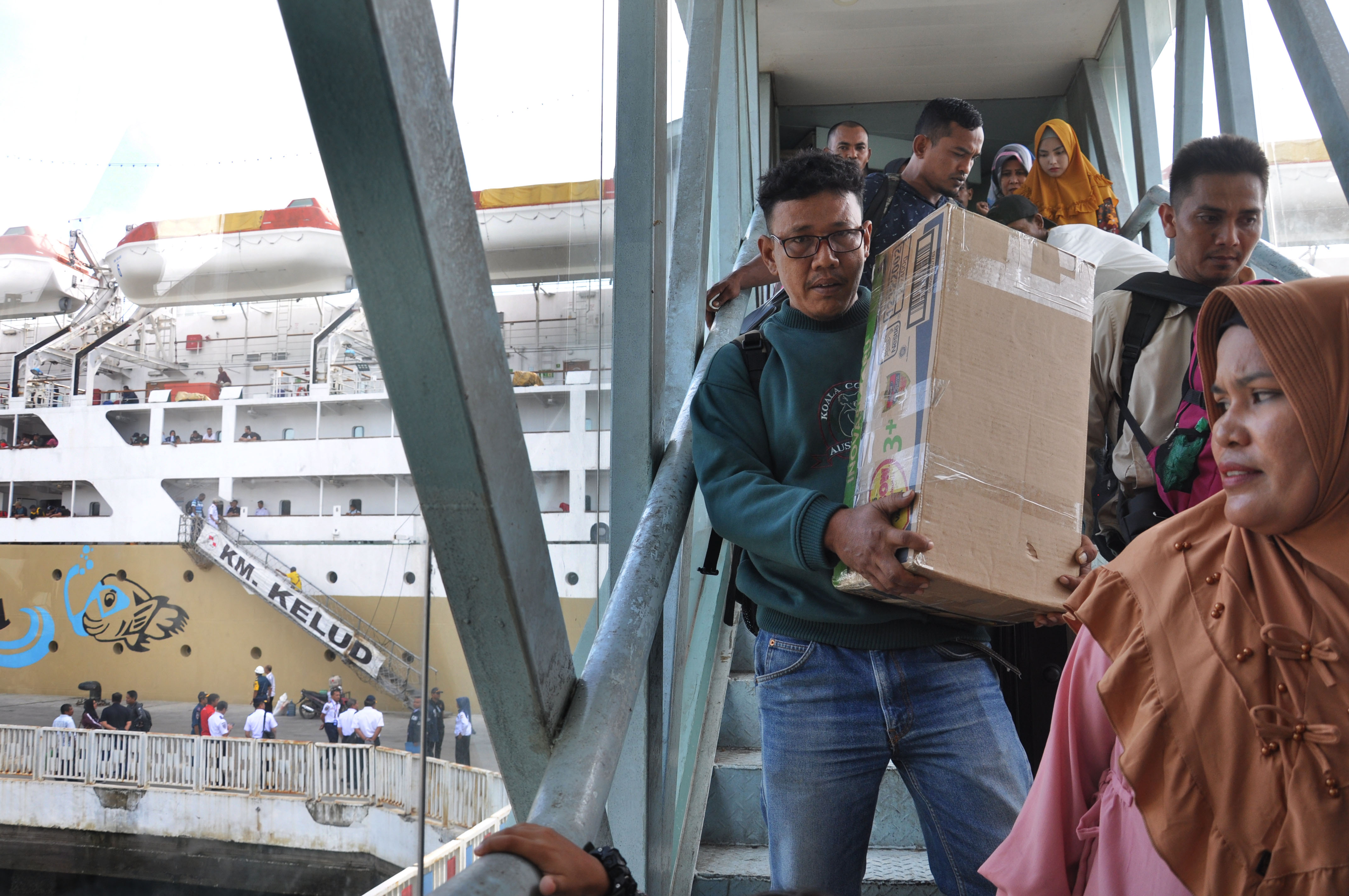 Arus mudik di Pelabhan Belawan, Medan