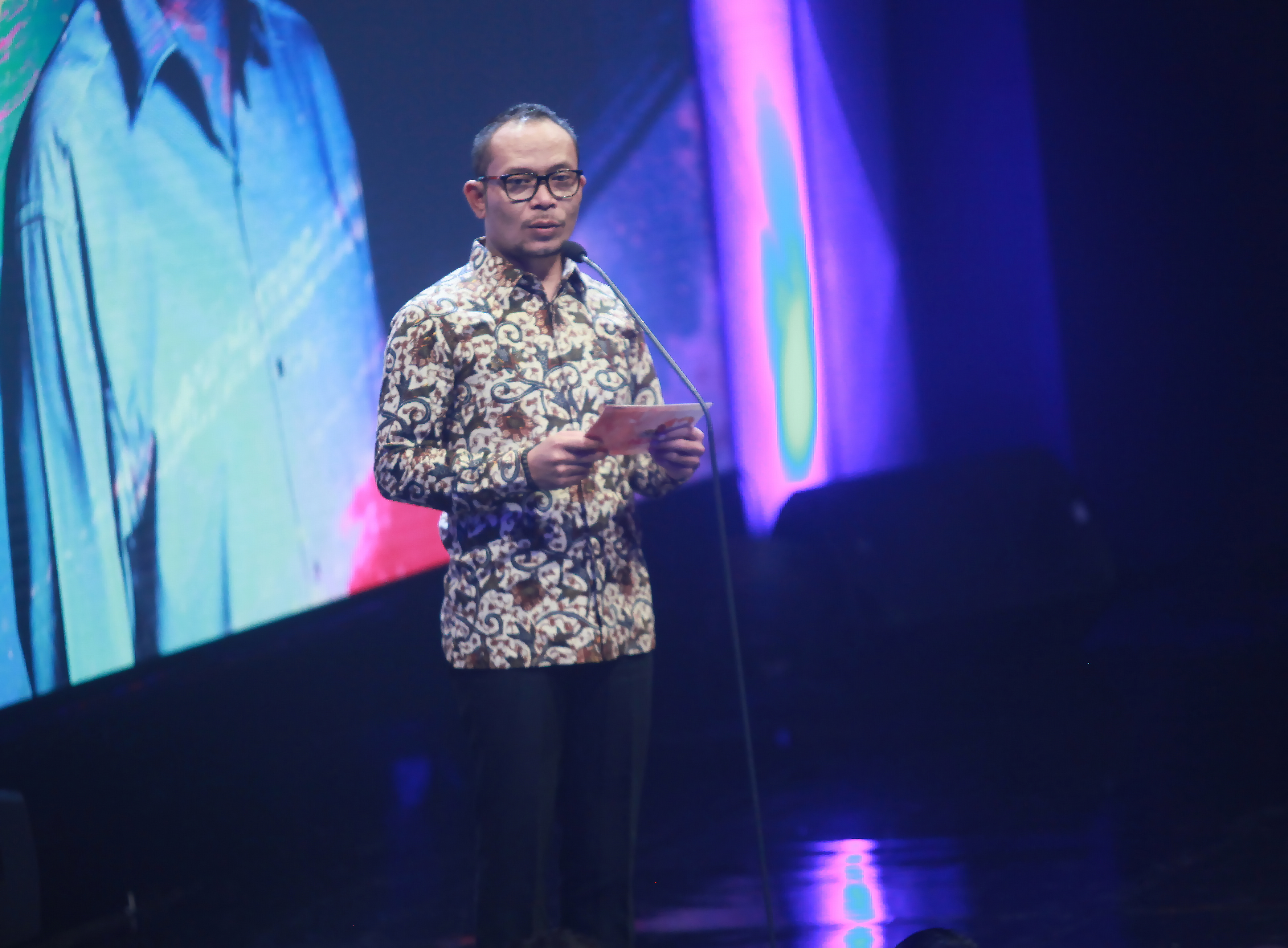 Menaker Minta Gubernur Awasi Pengusaha dalam Pemberian THR