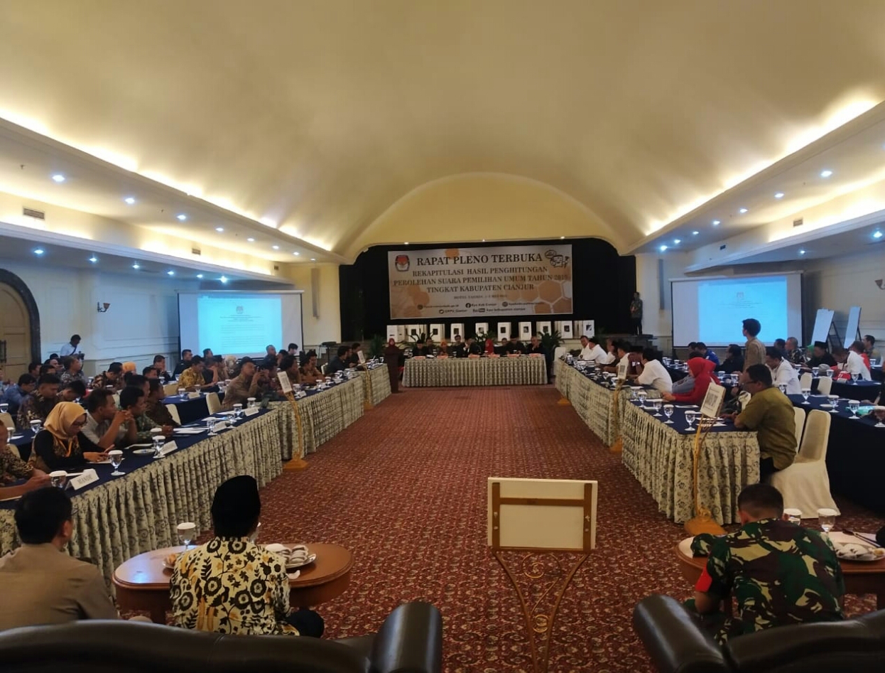 Capres paslon 02 dipersilahkan untuk menggunakan aturan berlaku apabila ditemukan kecurangan dalam Pemilu 2019. 