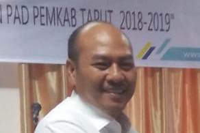Bupati Tapanuli Utara Nikson Nababan