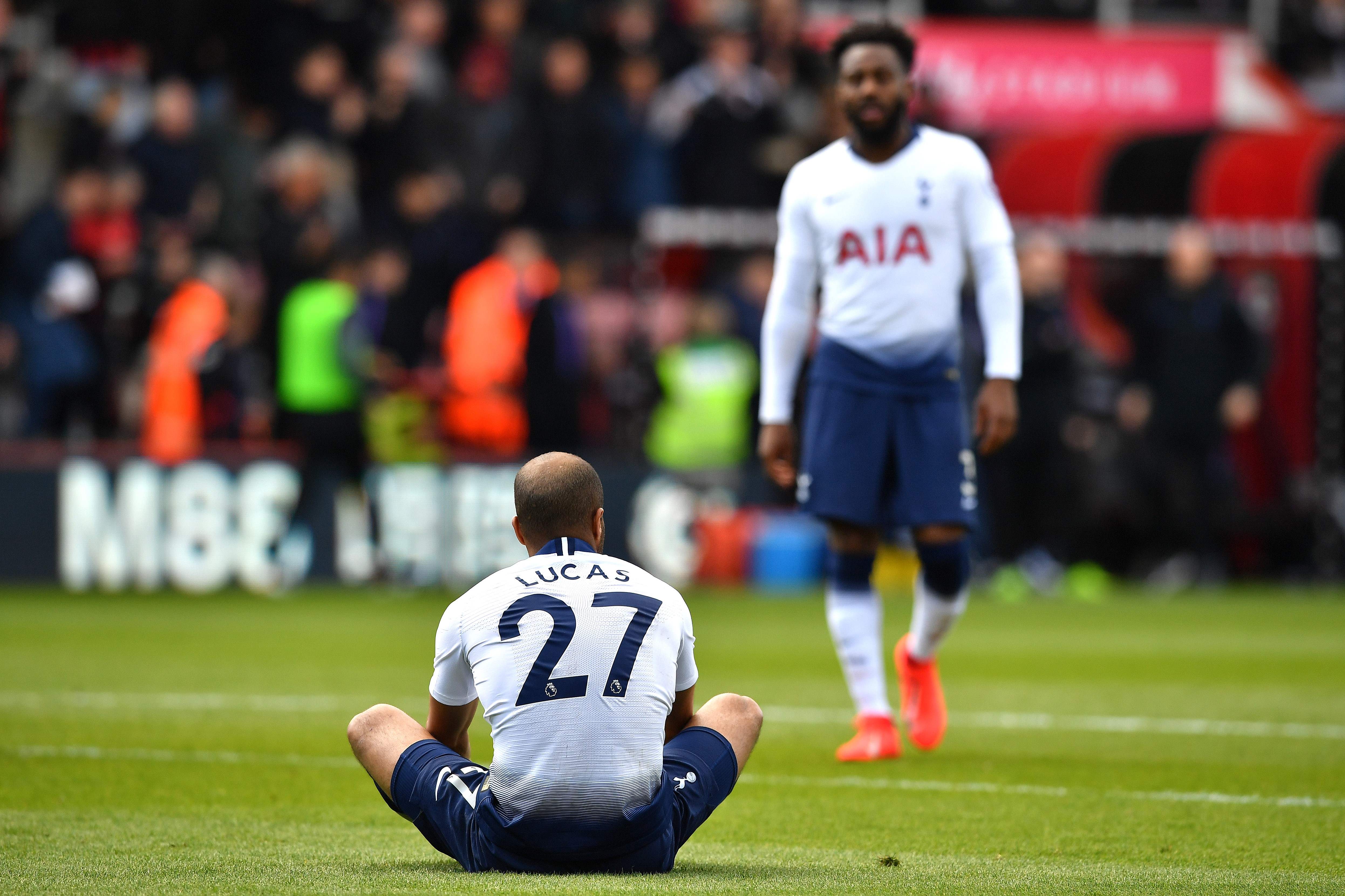 Gelandang Tottenham Hotspur Brasil, Lucas Moura (kiri) dan bek Inggris Tottenham Hotspur, Danny Rose