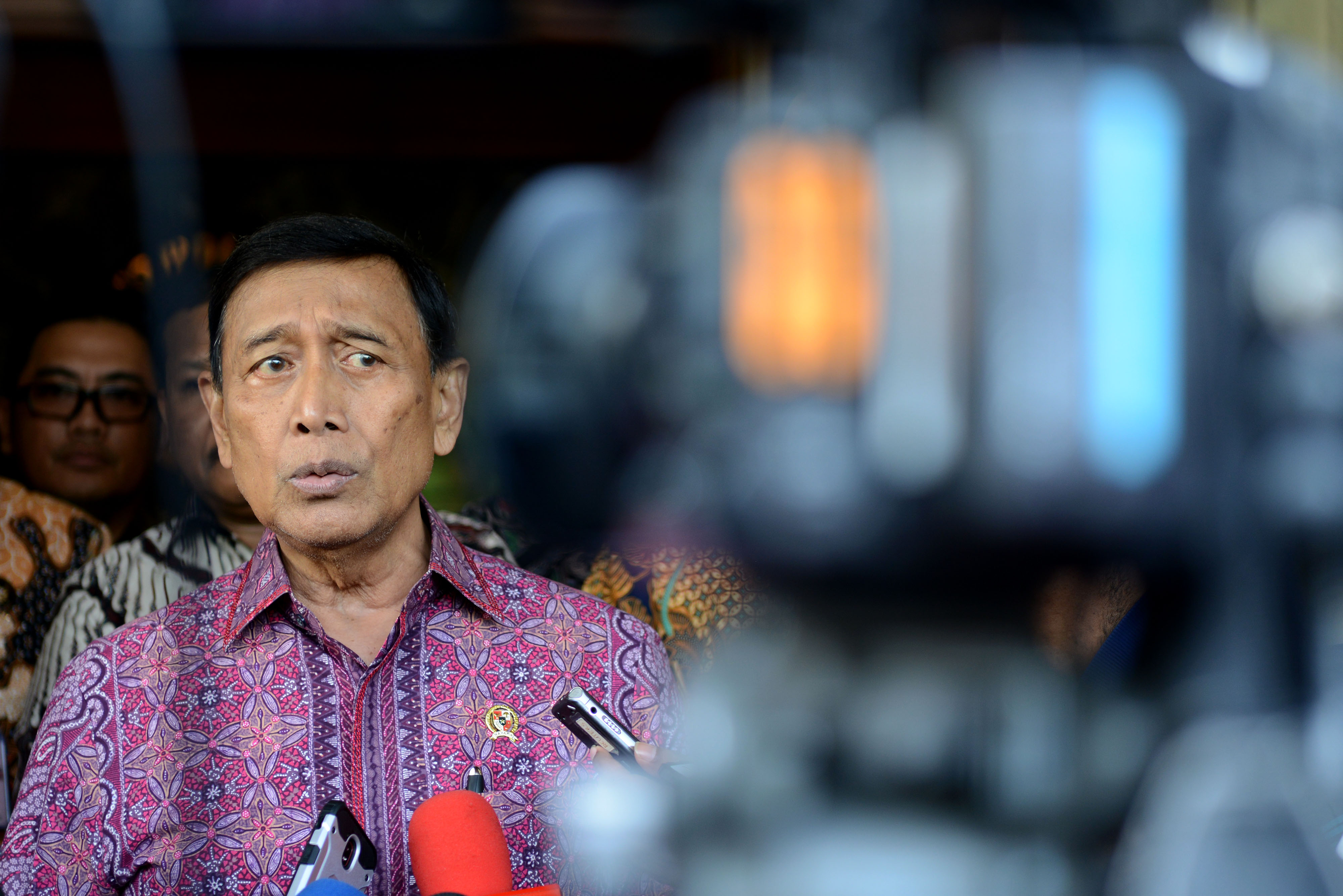  Menteri Koordinator Politik, Hukum, dan Keamanan  Wiranto menanggapi isu disintegrasi bangsa yang terjadi. 
