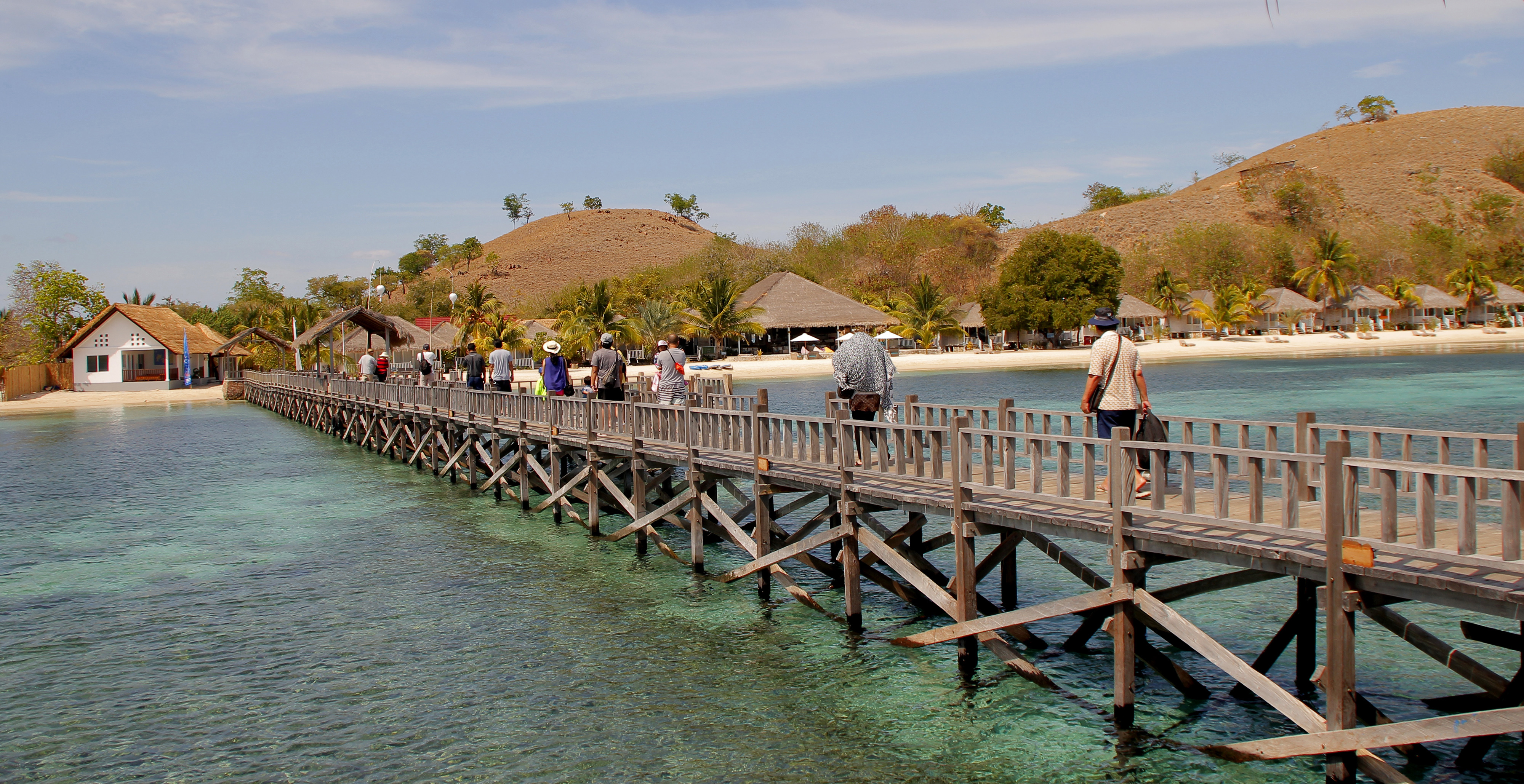 Pulau Seraya adalah salah satu dari sekian banyak pulau di kawasan wisata Labuan Bajo, 