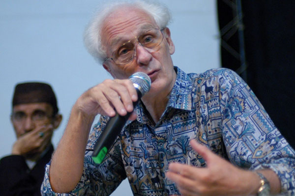 Romo Franz Magnis Suseno