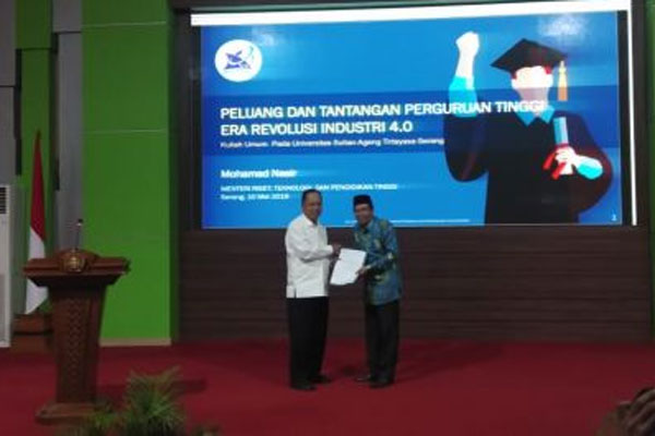  Menristekdikti M. Nasir di Universitas Sultan Ageng Tirtayasa, Serang, Banten