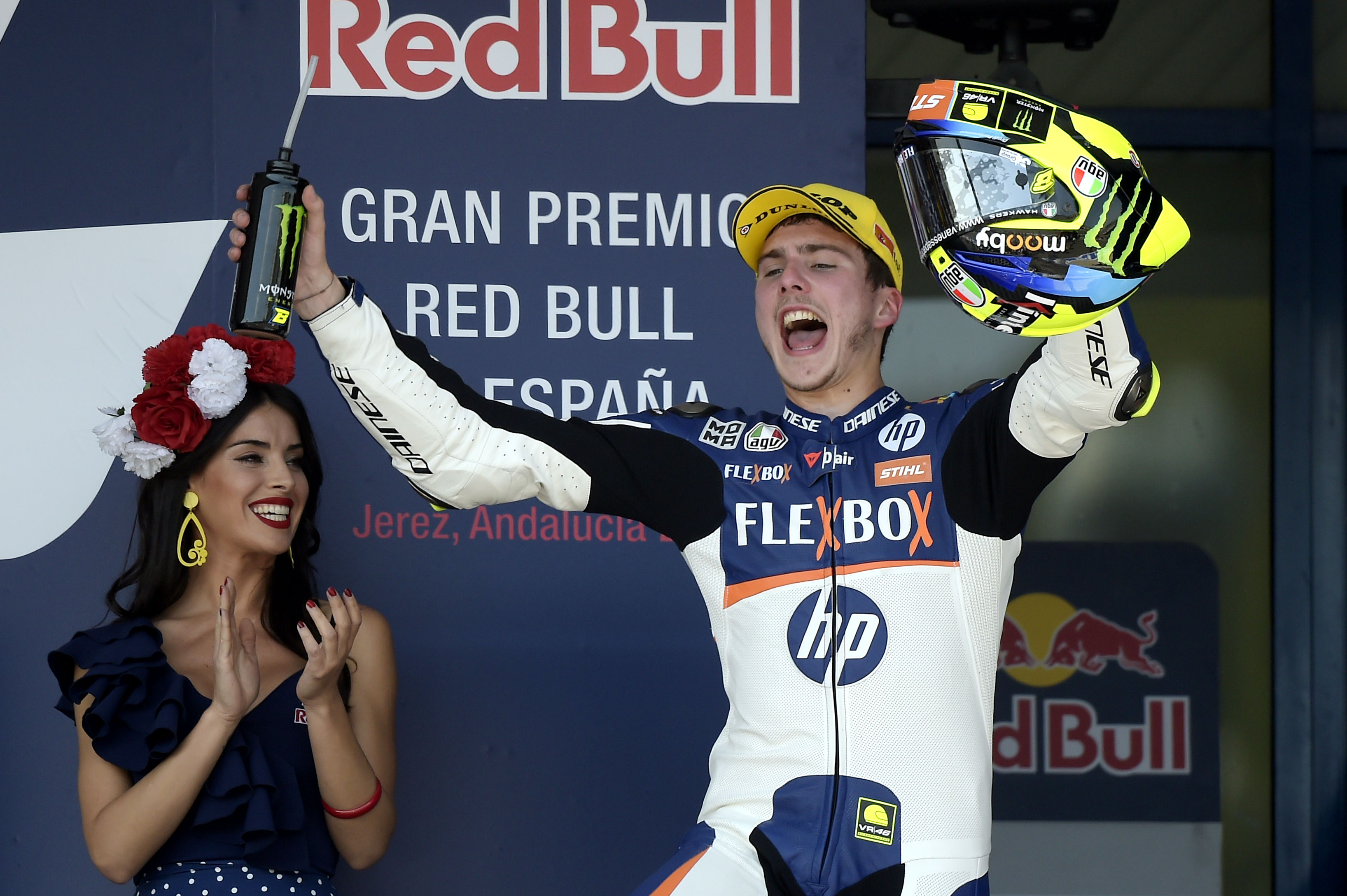 PEBALAP Moto2 Lorenzo Baldassarri (Flexbox HP 40) meraih kemenangan ketiganya musim ini setelah menjuarai balapan GP Spanyol,  