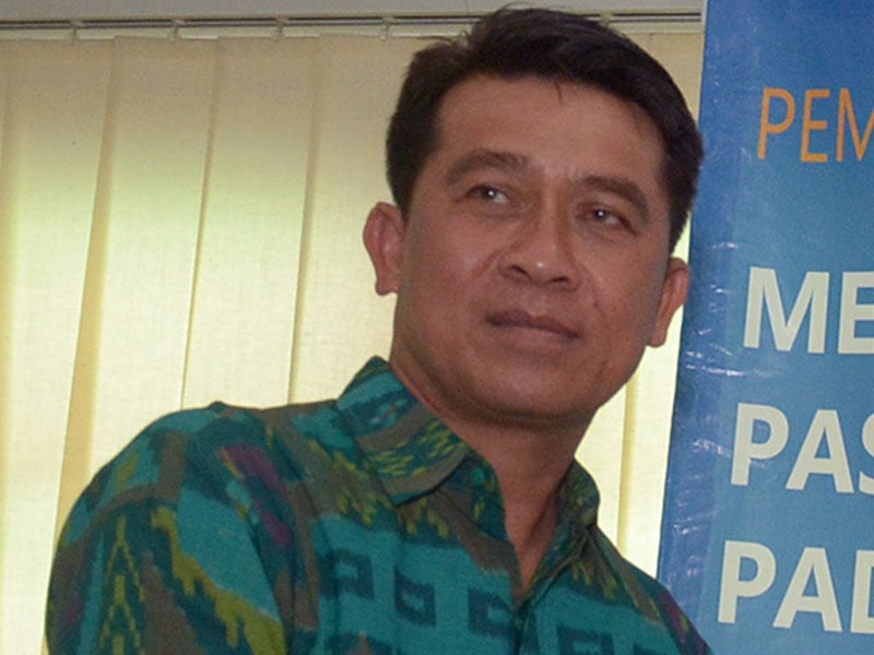 Bupati Klungkung I Nyoman Suwirta