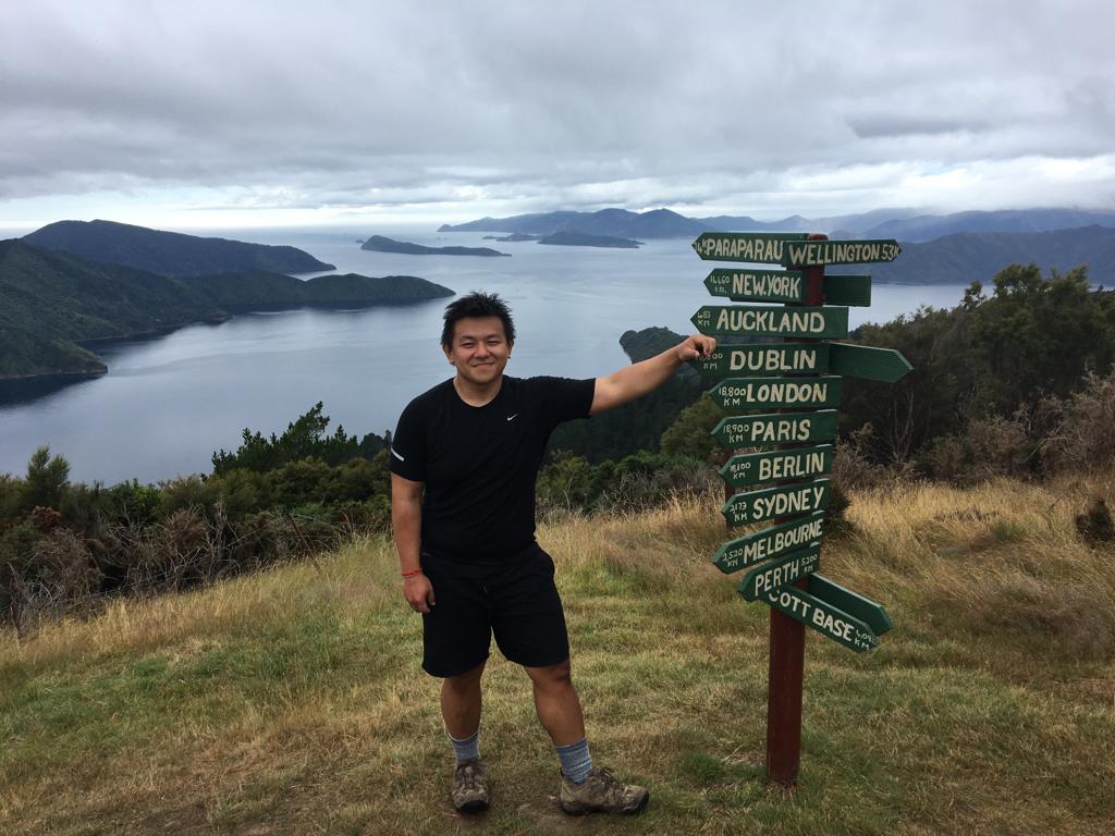 Bantu Anak Muda Indonesia