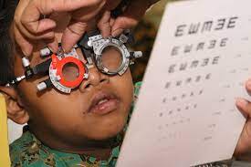 Mata yang kurang kelembabannya bisa kering dan menimbulkan iritasi