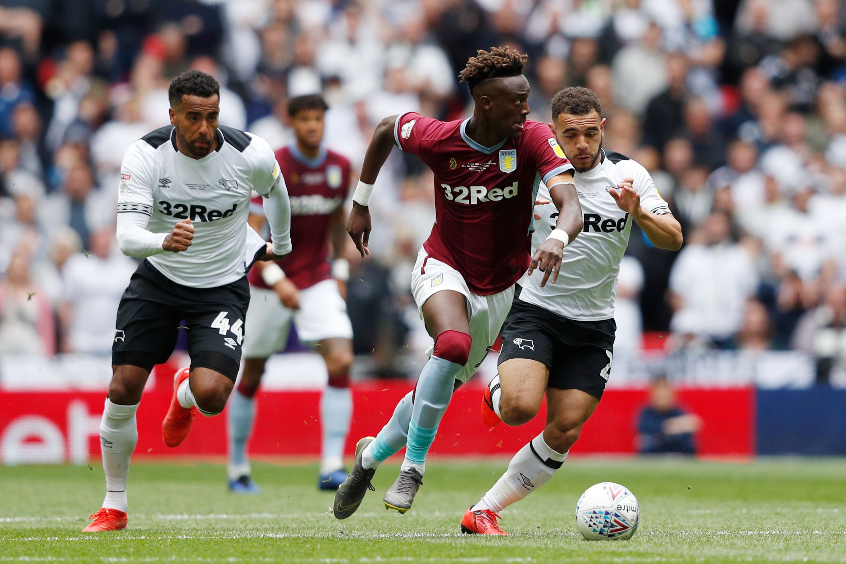 Tammy Abraham Minta Dipulangkan Chelsea