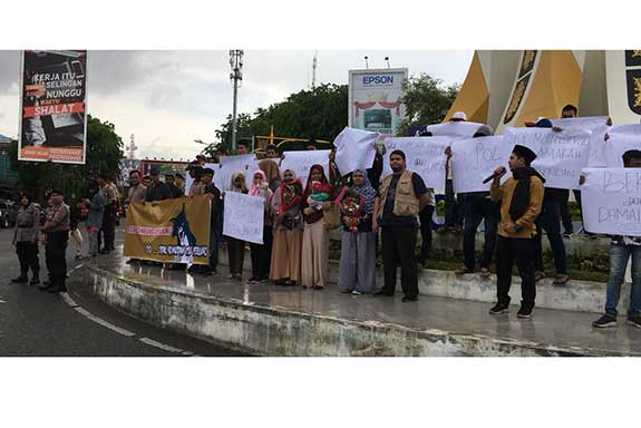  Elemen Mahasiswa dan Santri (Emsi) Aceh lakukan aksi damai untuk Kedamaian dan Persatuan Indonesia