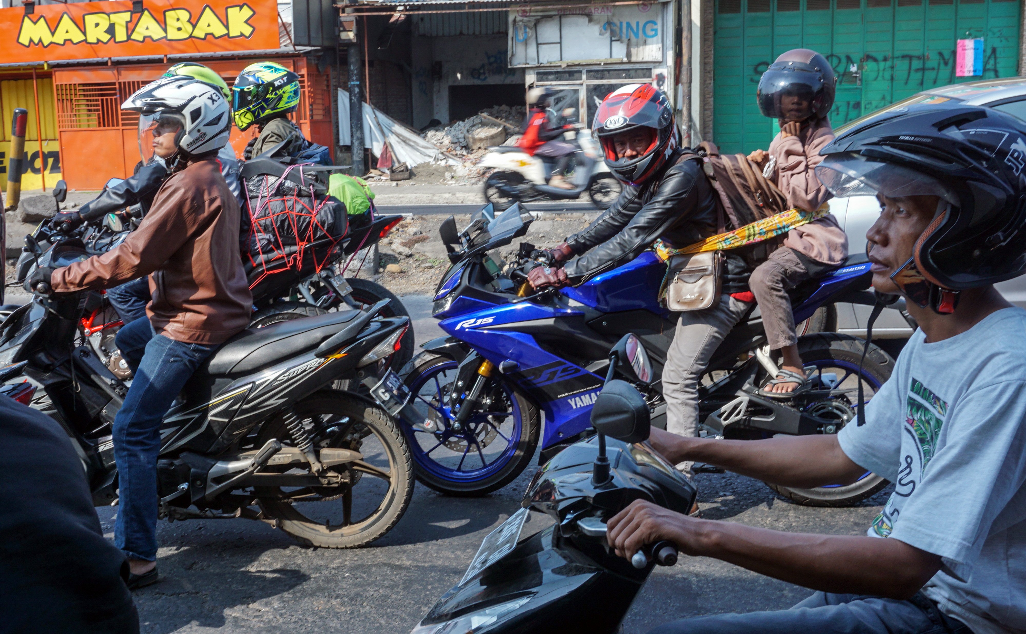 Pemudik sepeda motor