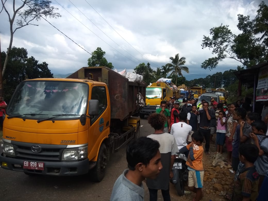 Warga Desa Poco Desak Pemerintah Tutup TPA  Ncolang 