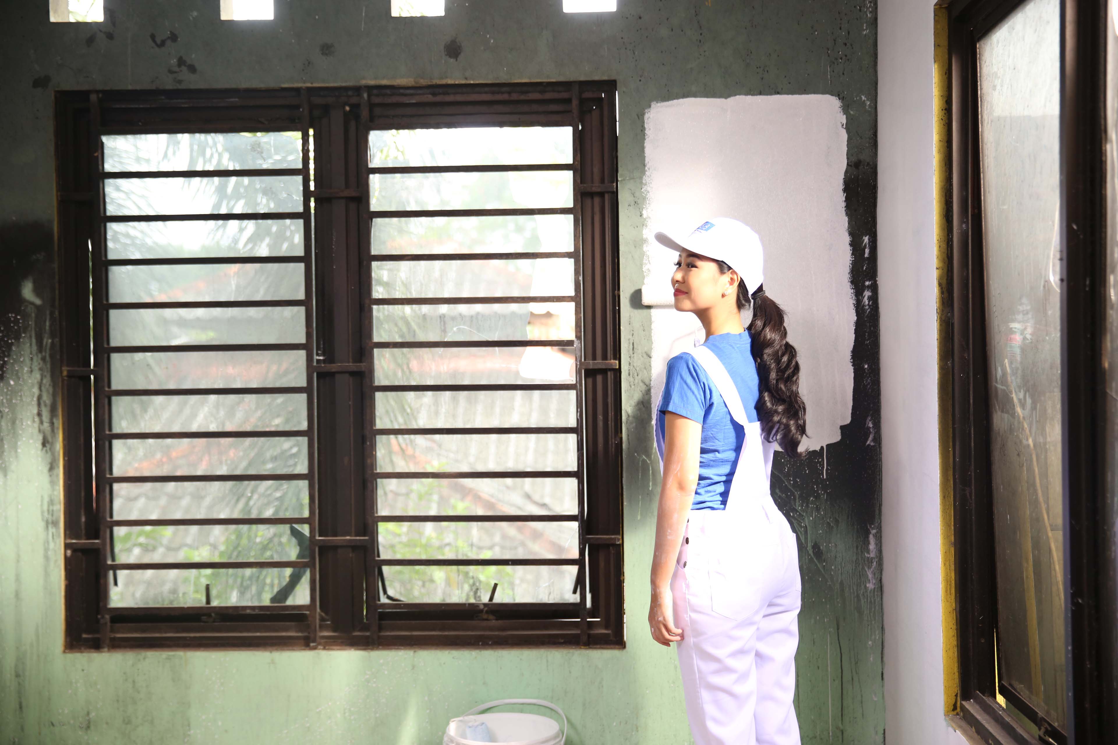 Taka Paints-DR Florance White Hadirkan Senyum di Panti Asuhan