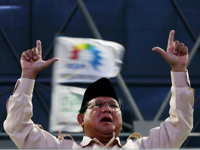 Prabowo Sebut Media Perusak Demokrasi