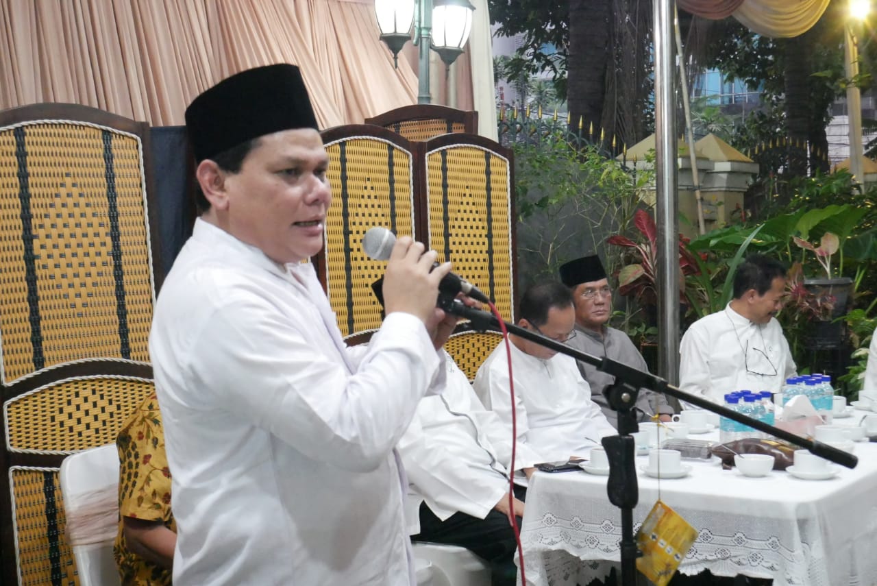 Ketua Kornas Garda Matahari, M Azrul Tanjung, dalam acara buka puasa bersama di Jakarta, Minggu (19/5).