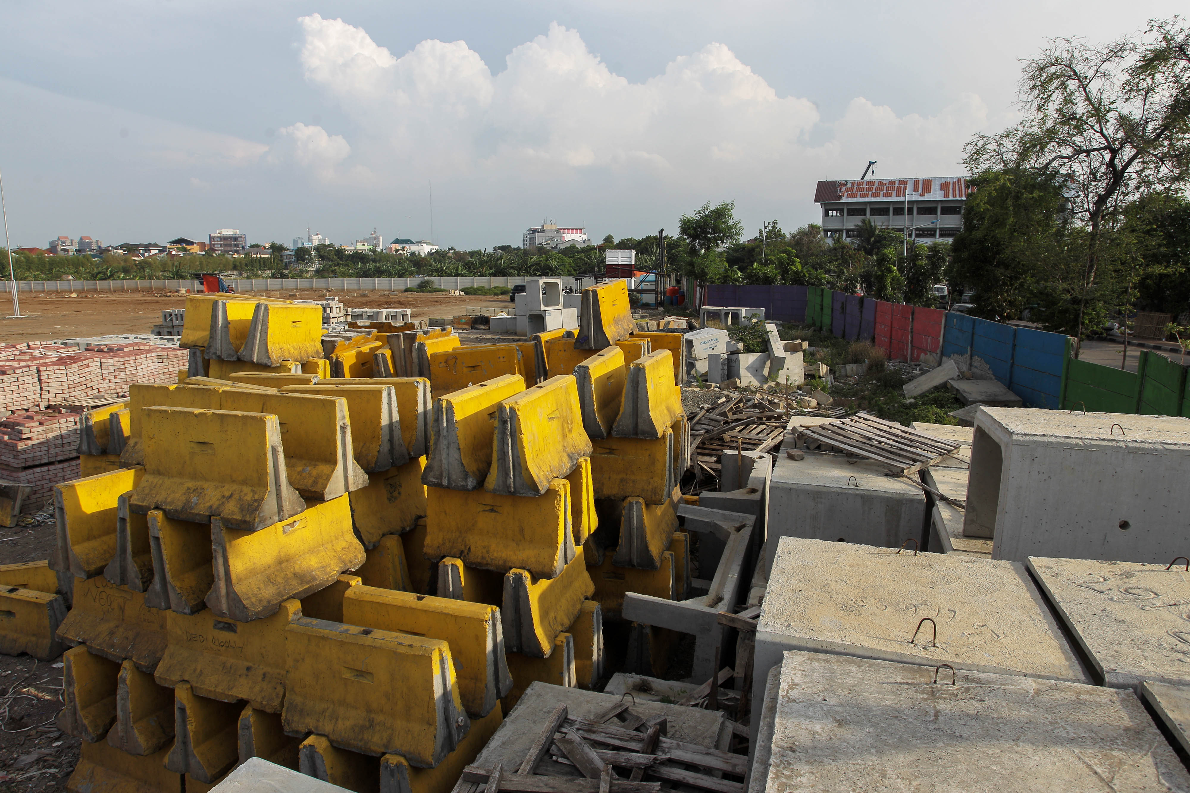 Pembangunan stadion BMW.