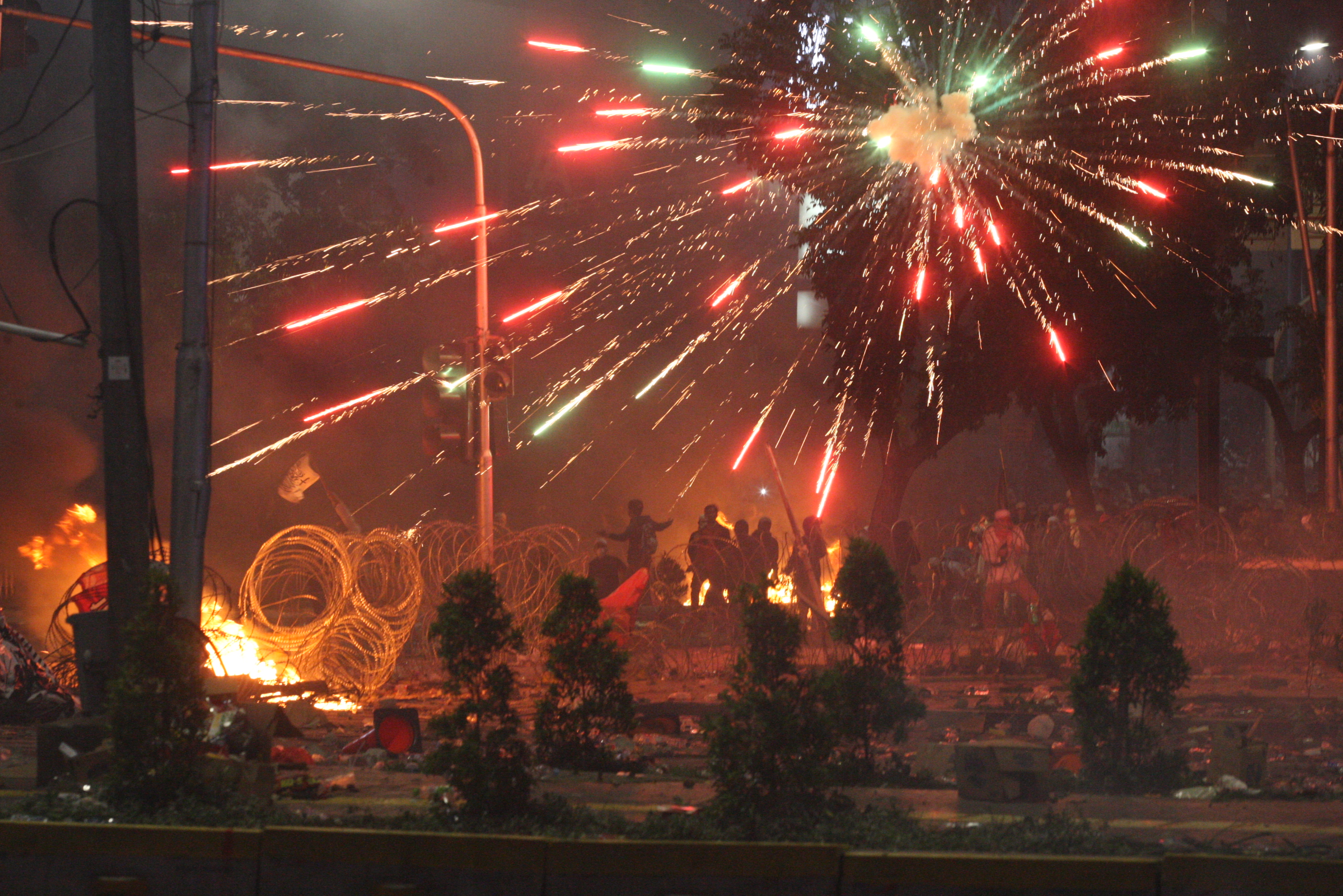 Suasana aksi 22 mei di depan Gedung Bawaslu, Jakarta.