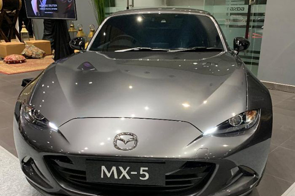 Mazda Simprug merupakan diler Mazda keempat yang ada di bawah manajemen PT Eurokars Surya Utama. 