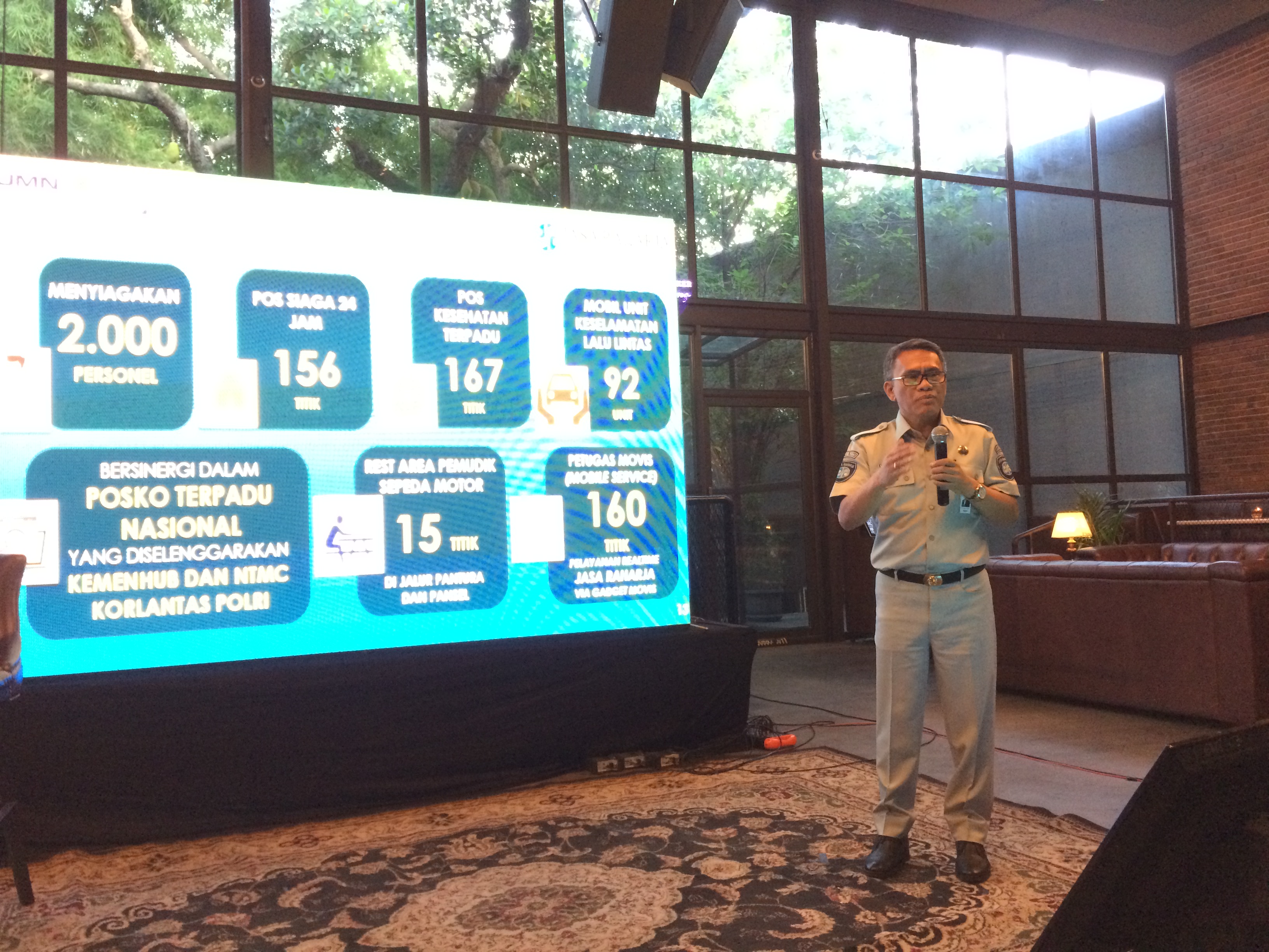 Direktur Operasional PT Jasa Raharja Amos Sampetoding dalam temu media di Jakarta, Rabu (22/5/2019)