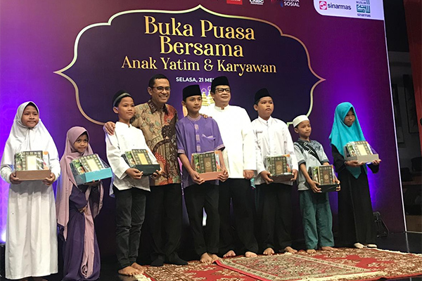 Yayasan Muslim Sinar Mas adakan acara buka puasa bersama anak yatim dan karyawan