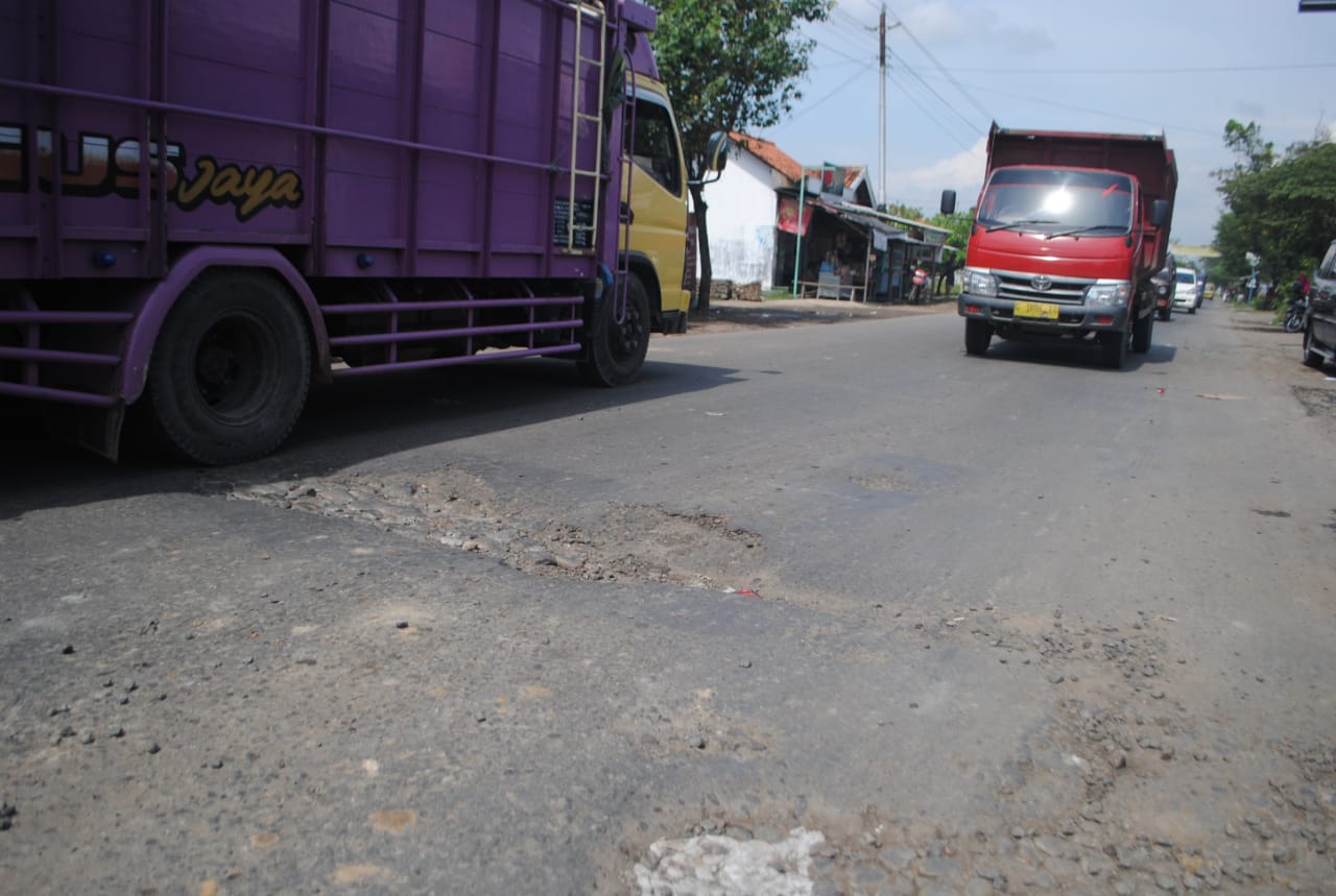 Jelang Arus Mudik Jalur Alternatif di Tegal Banyak Rusak