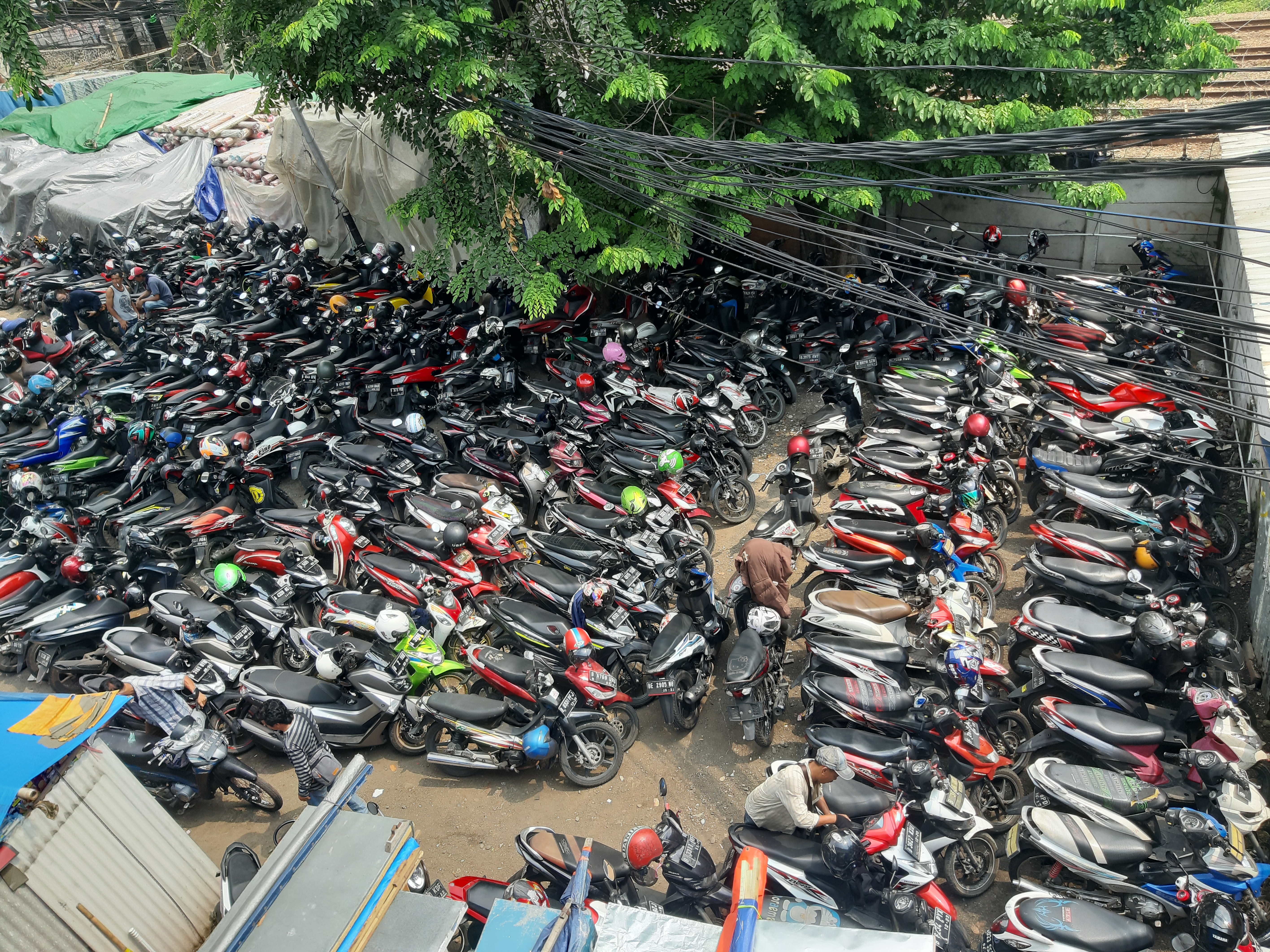 Parkir Liar di Kawasan Tanah Abang