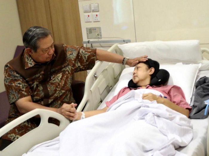 Ani Yudhoyono, Istri Presiden ke-6 Susilo Bambang Yudhoyono di Singapura.