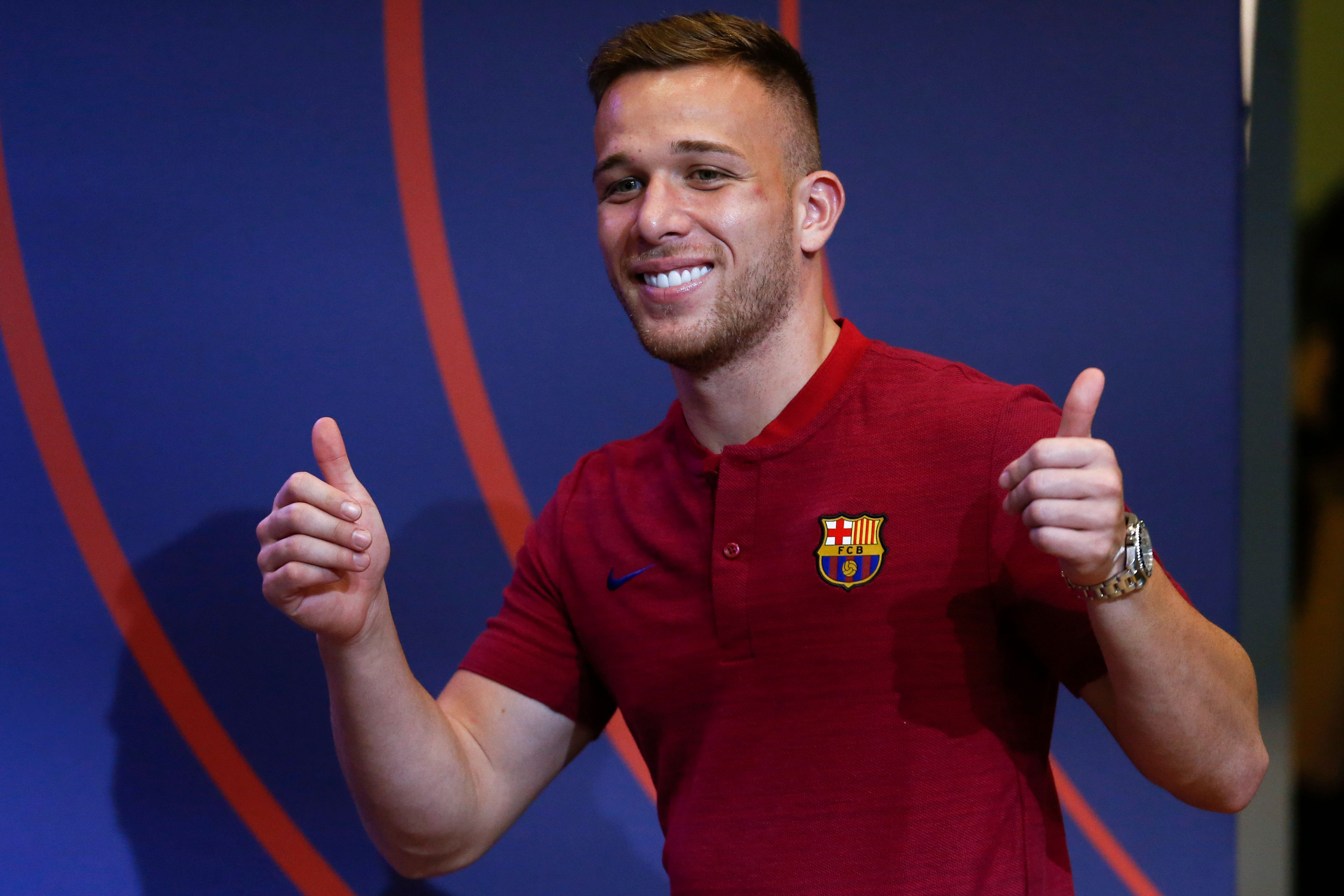 Gelandang Barcelona Arthur Melo